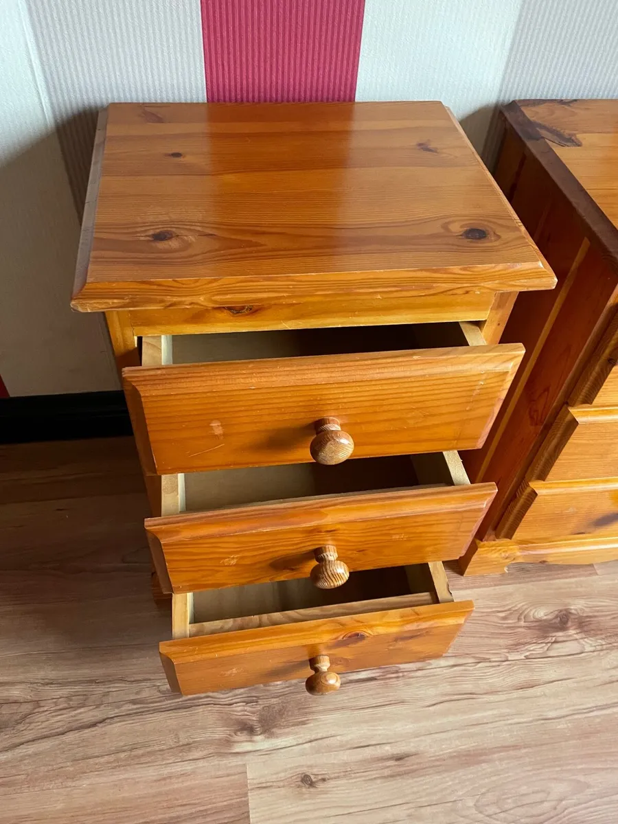 Bedside lockers - Image 1