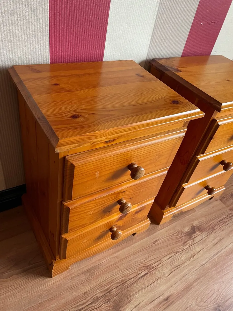 Bedside lockers - Image 2