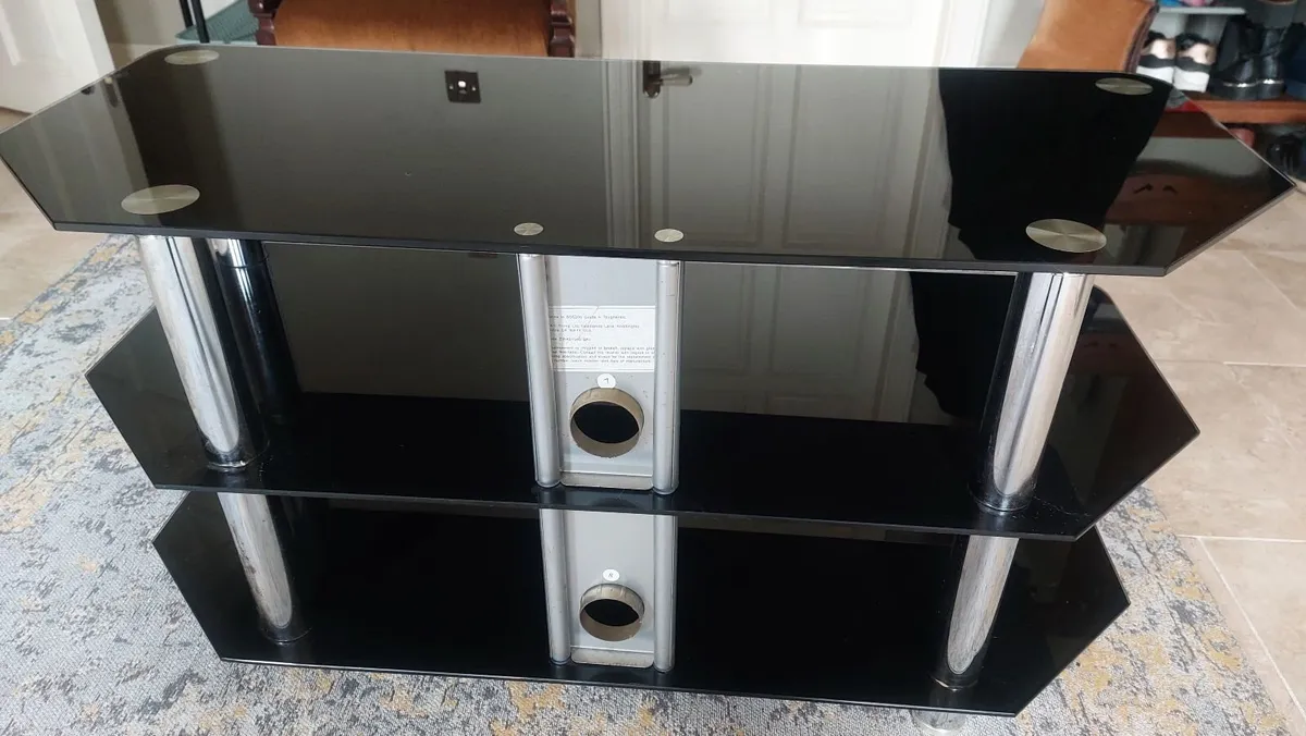 Tv stand - Image 2