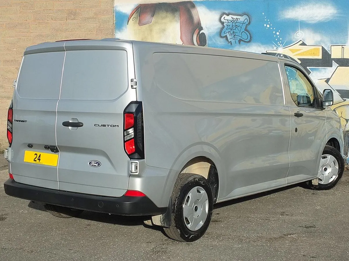 2024 Silver Ford Transit Custom Manual Panel Van - Image 3
