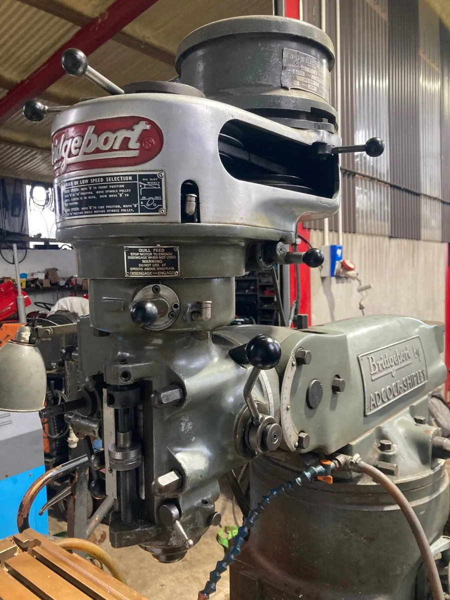 Bridgeport milling machine - Image 1