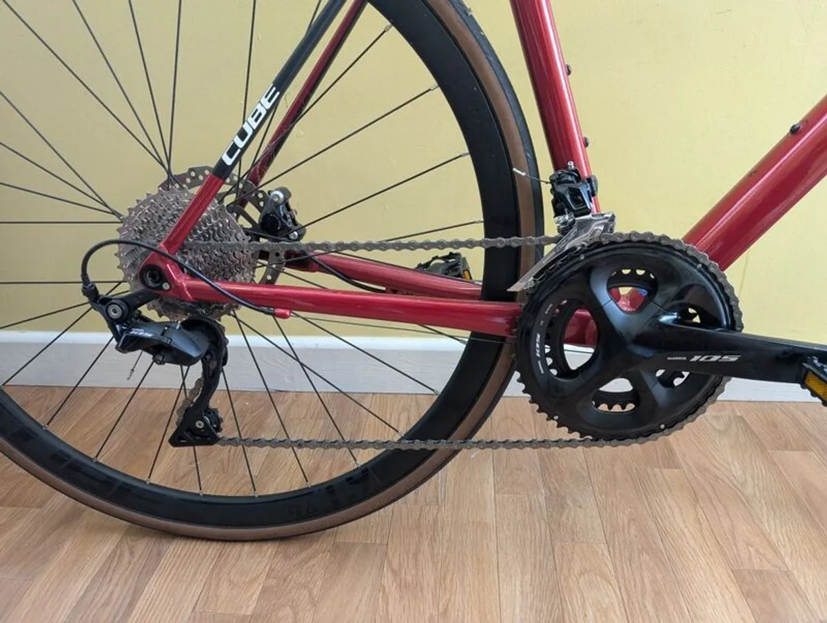 Cube Attain SL Road Bike - Image 2