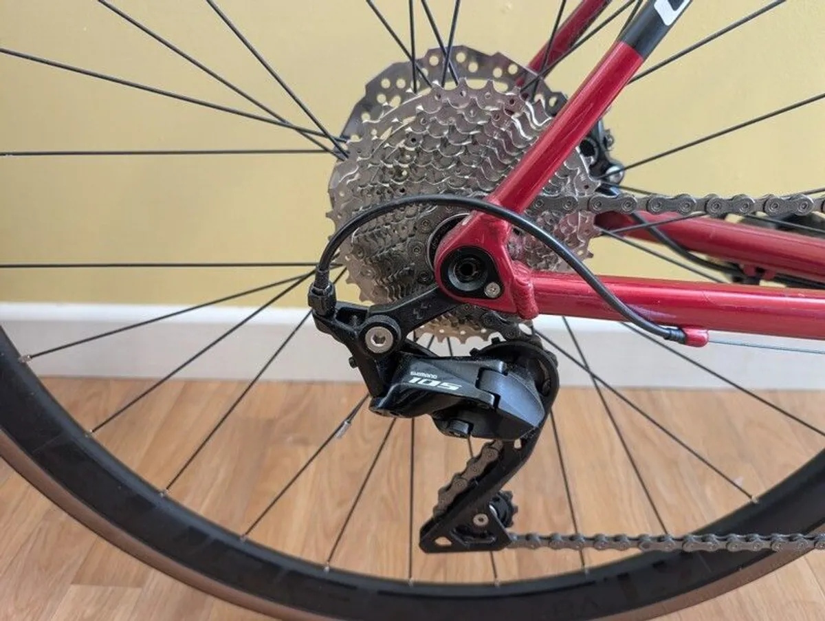 Cube Attain SL Road Bike - Image 4