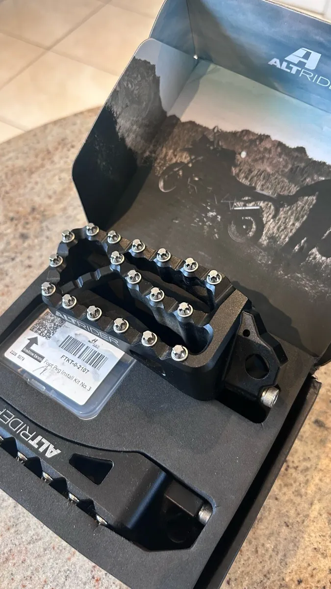 Alt Rider adventure II footpegs - Africa twin - Image 4