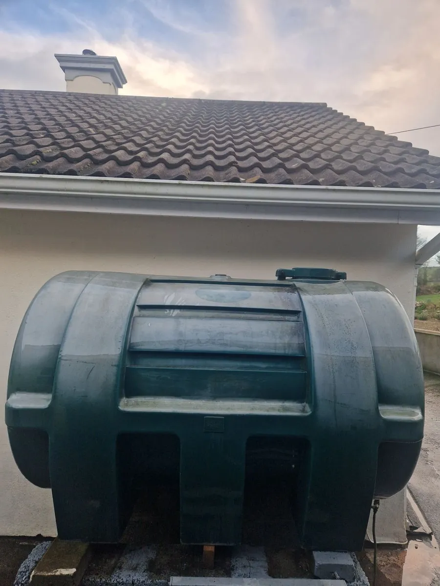 Oil tank 1200 litre - Image 3