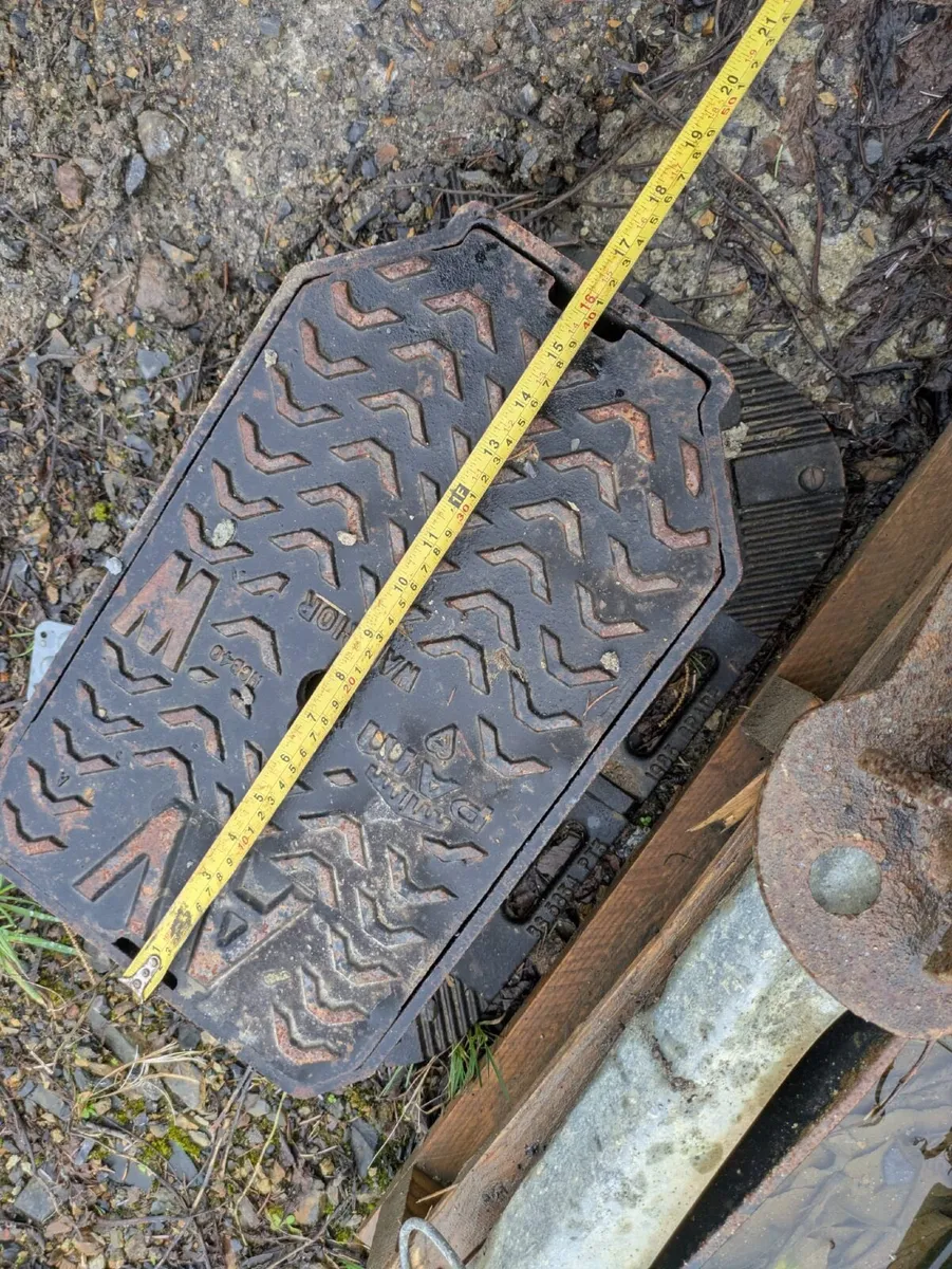 1200 Manhole easy fit bases concrete chamber, pipe - Image 4