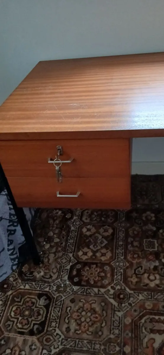 Office desk.  Two lots of drawers. Lockable. - Image 2