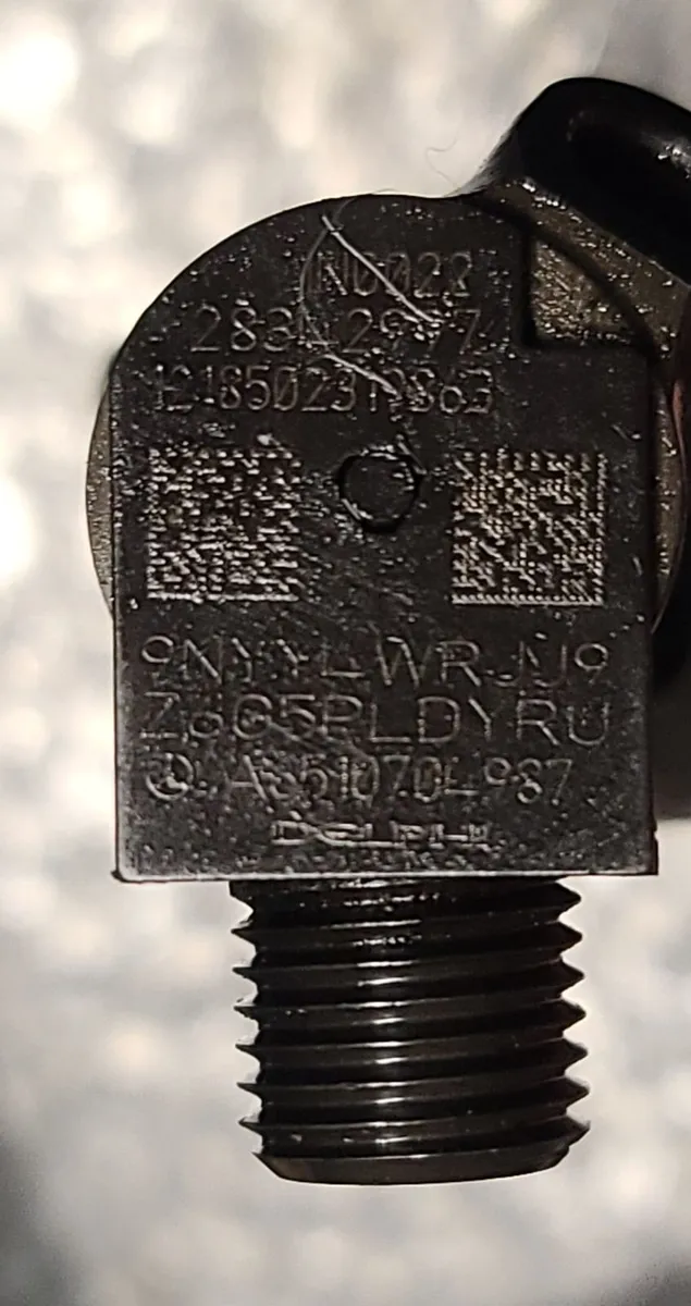 Mercedes W212 OEM Injectors x4 - Image 1