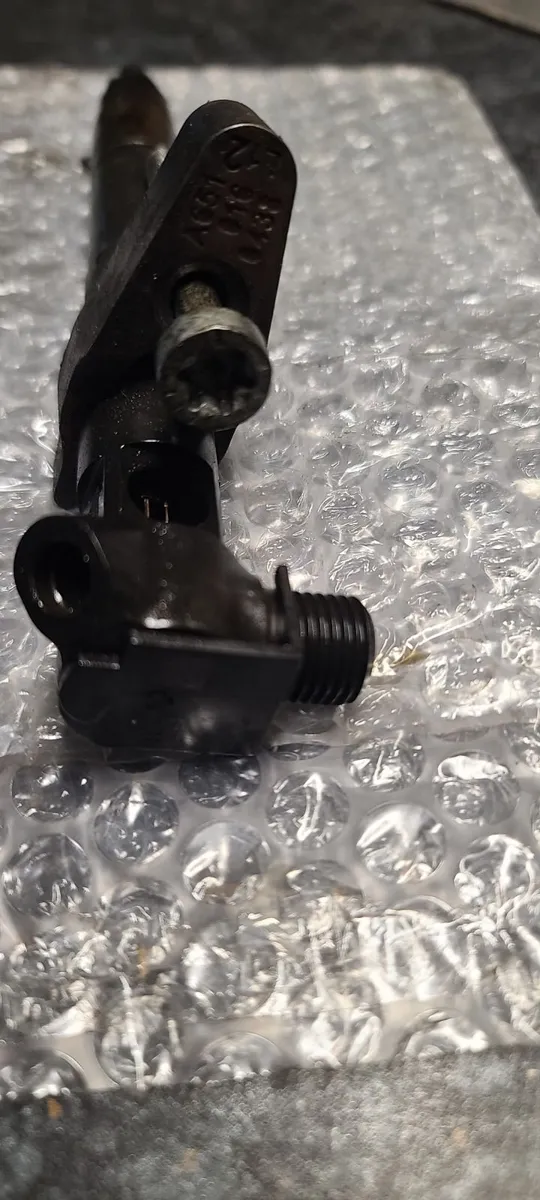 Mercedes W212 OEM Injectors x4 - Image 4