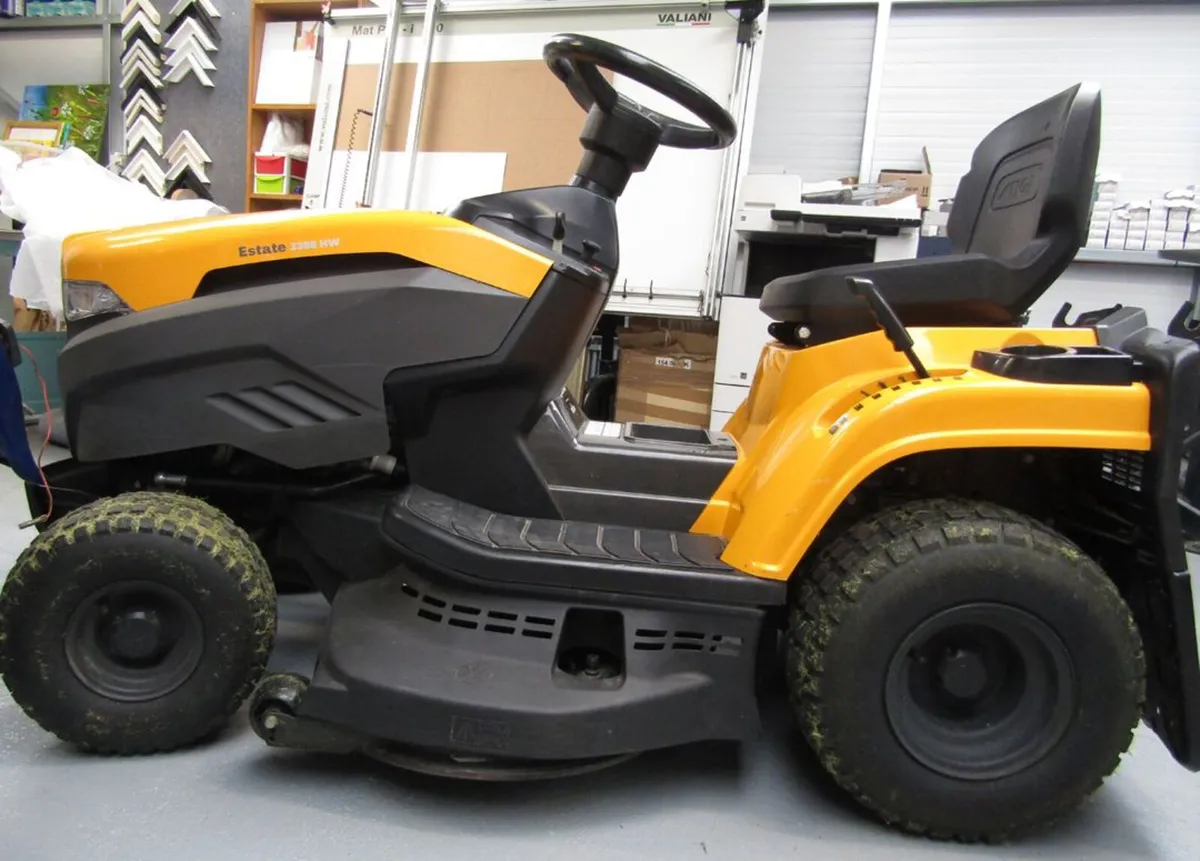 Stiga Ride on Mower - Image 2