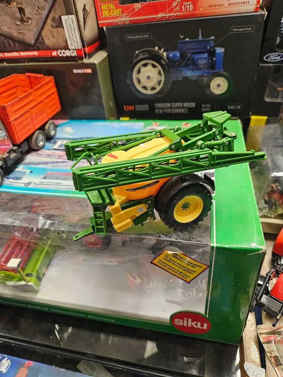 Britain's John Deere Sprayer