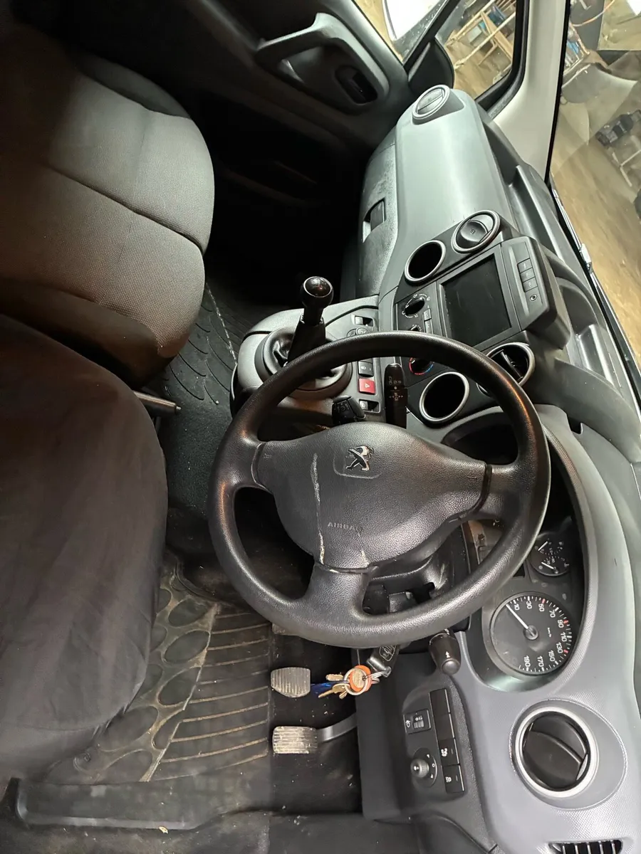 Peugeot  partner 181 - Image 3