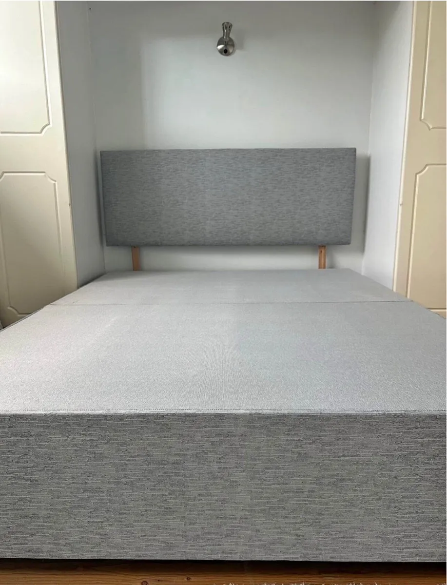 King size bed - Image 2