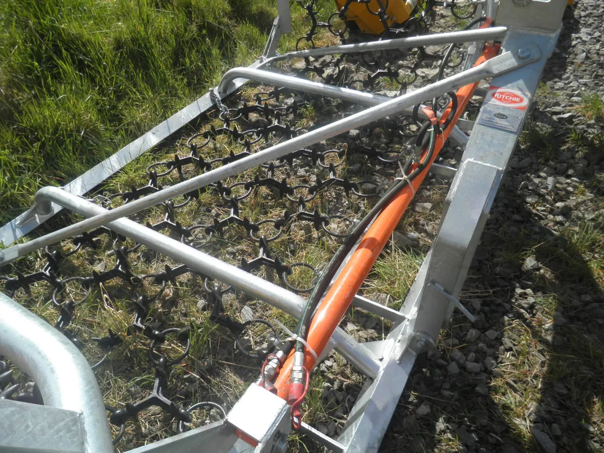 RITCHIE 6M MOUNTED GALV GRASS HARROW, NEW - Image 4