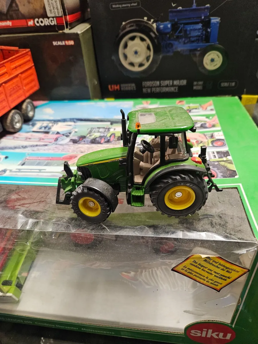 Britain's Siku John Deere Tractor