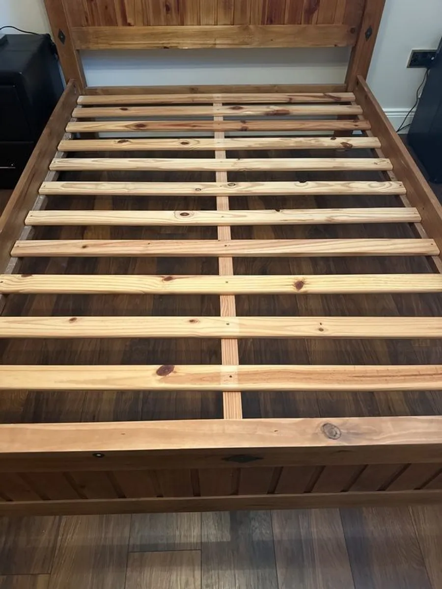 Double wooden bed frame - Image 4
