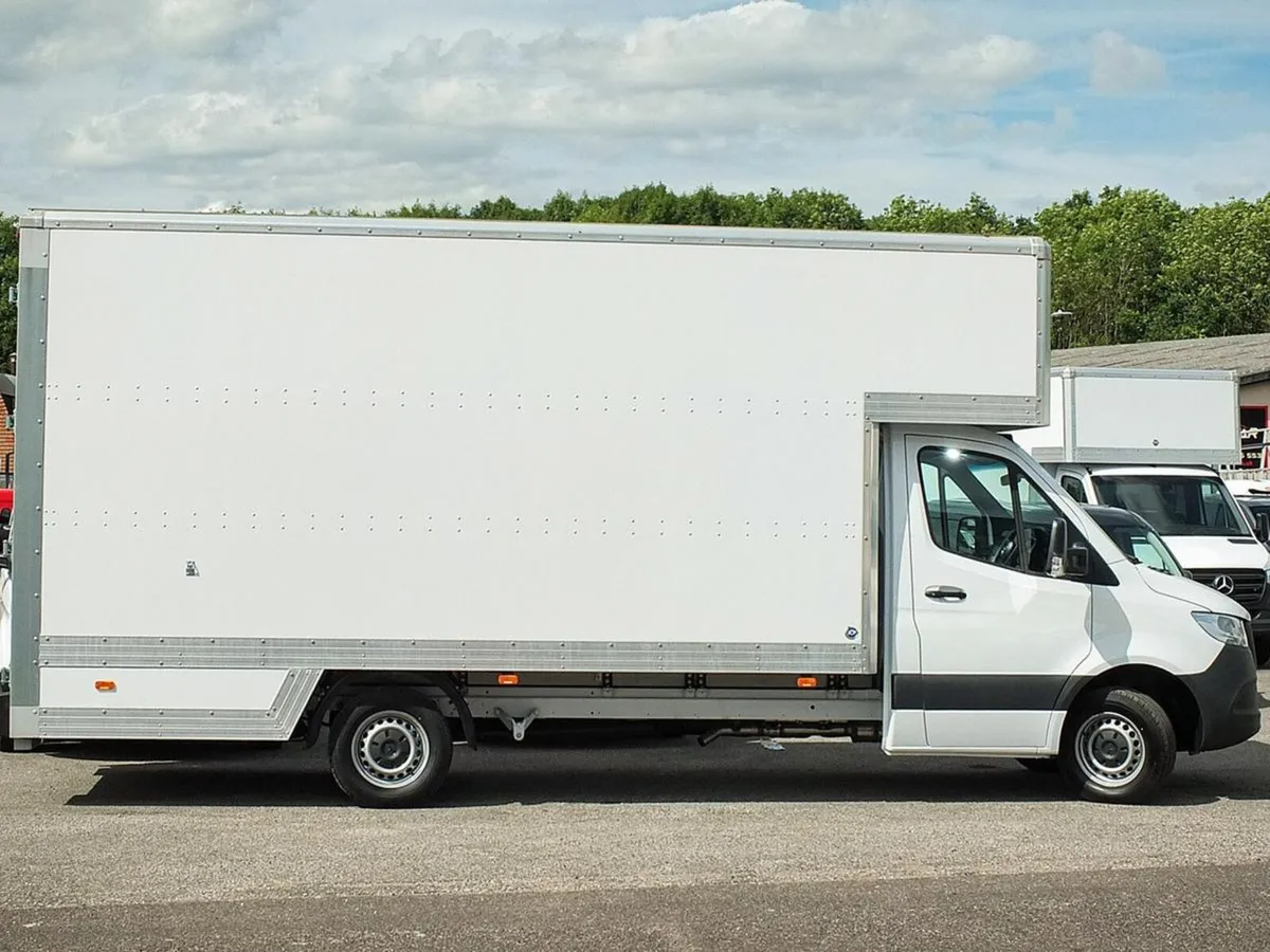 2023 Mercedes-Benz Sprinter Luton Box Van - Image 1
