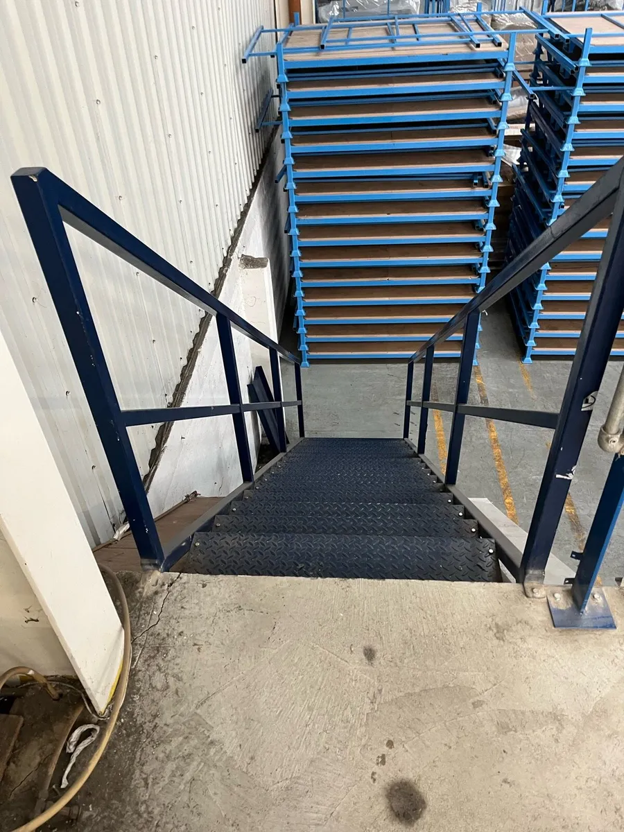Steel Staircase - Image 2