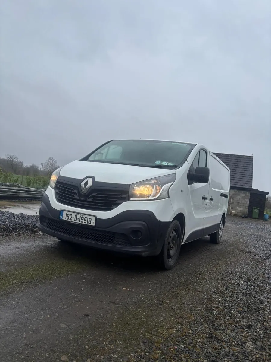 Renault Trafic 2018 - Image 2