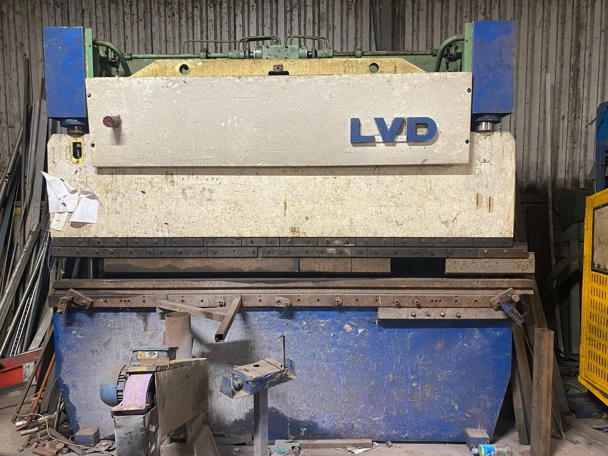 Press brake LVD