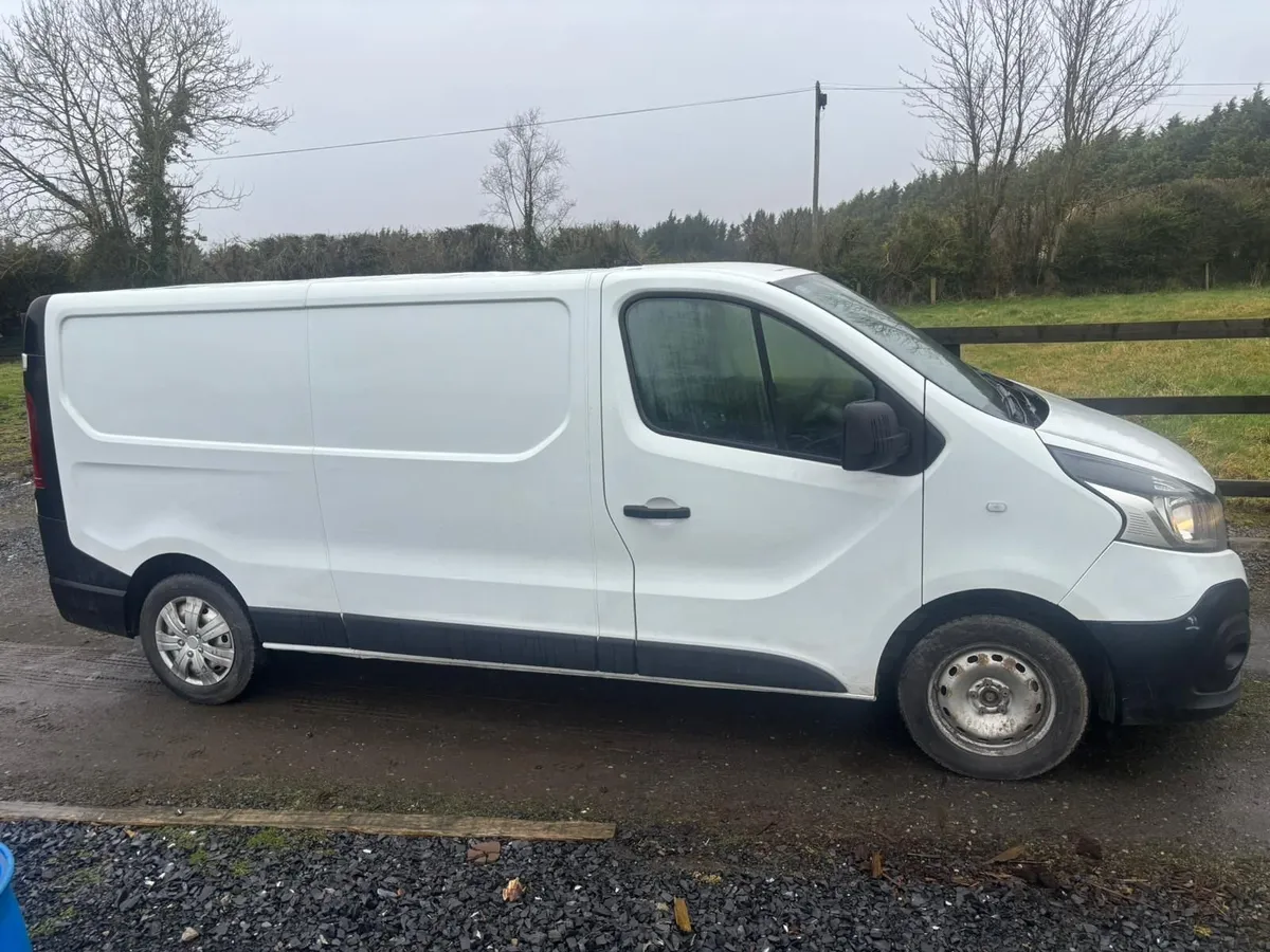 Renault Trafic 2018 - Image 4