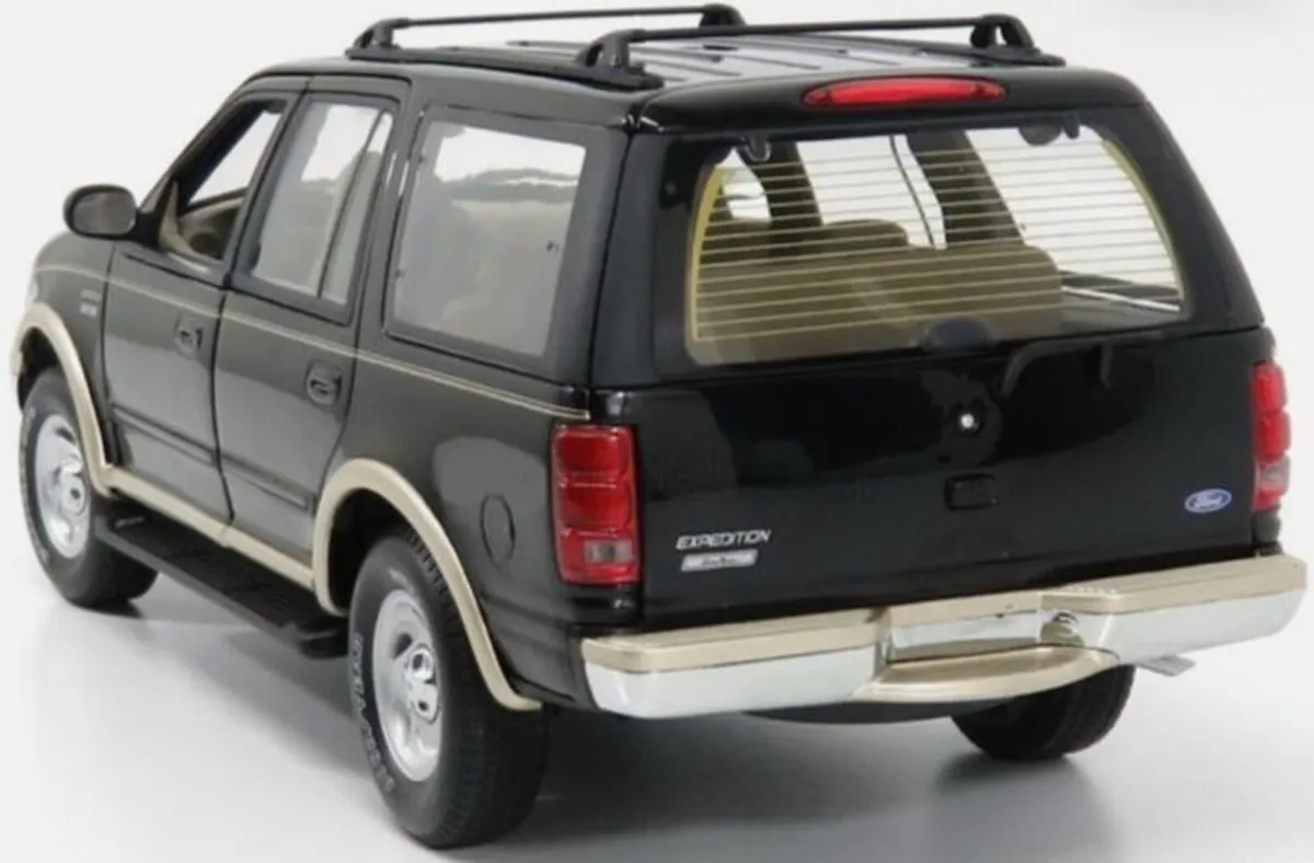 Ford Expedition 1/18 - Image 4