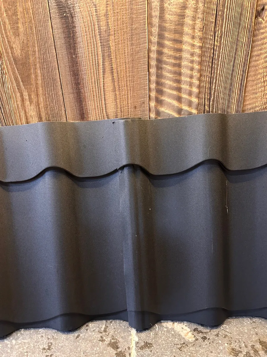 Tile effect roof cladding - Image 3