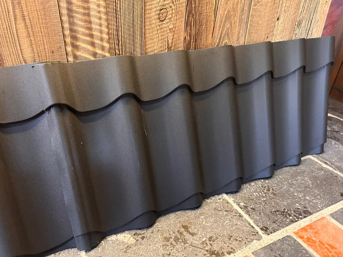 Tile effect roof cladding - Image 4