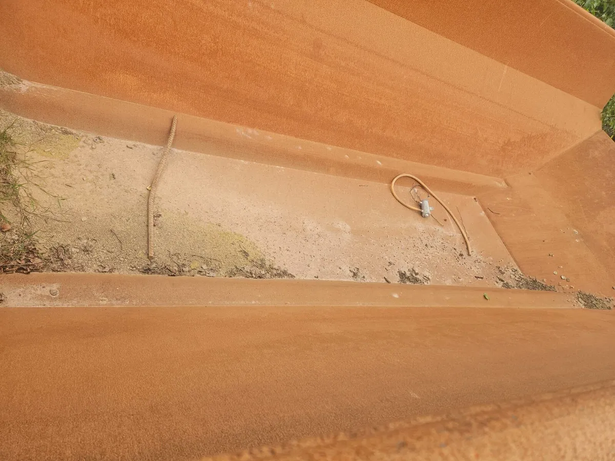 Volvo A25 Dump Truck body - Image 3