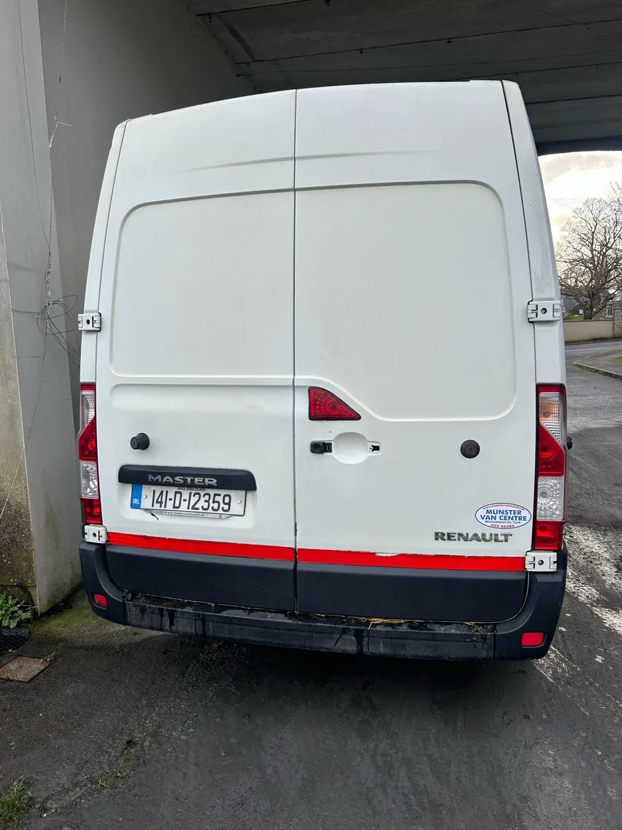 2014 master - Image 3