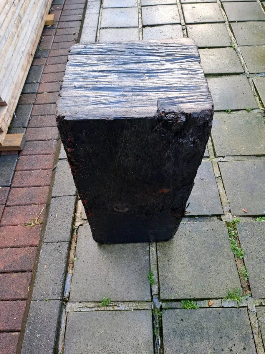 Block of old oak wood - Image 2