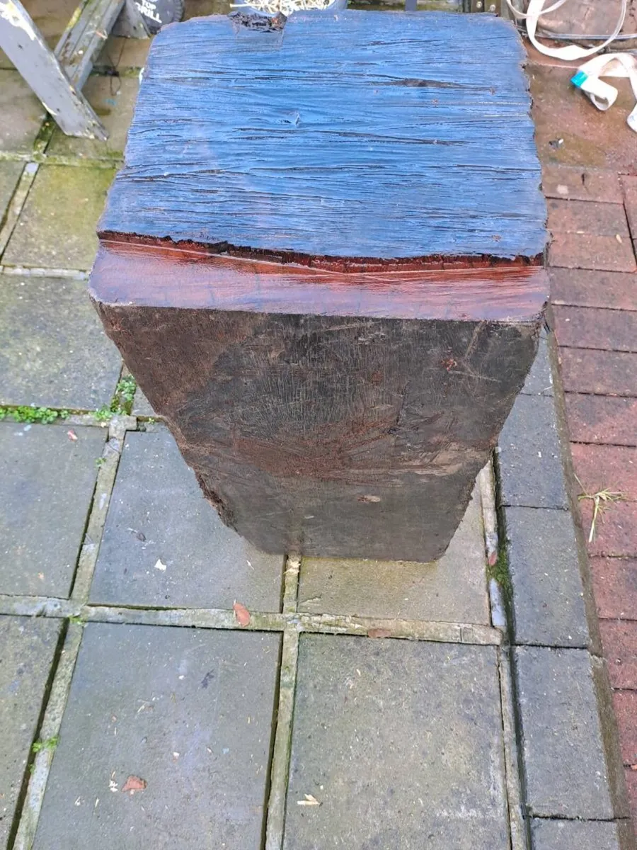 Block of old oak wood - Image 4