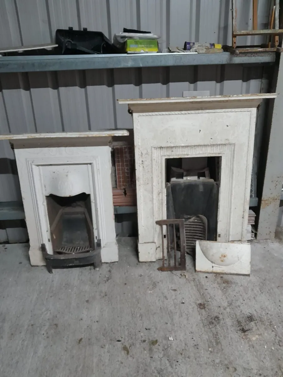 2 cast iron fire place - Image 2