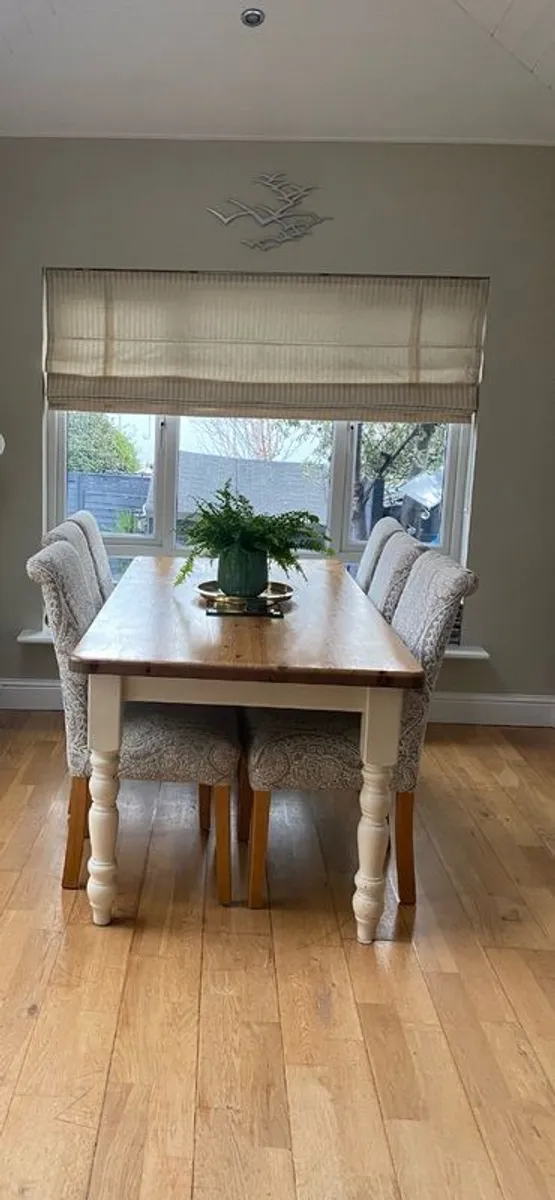 8 dining Chairs & table