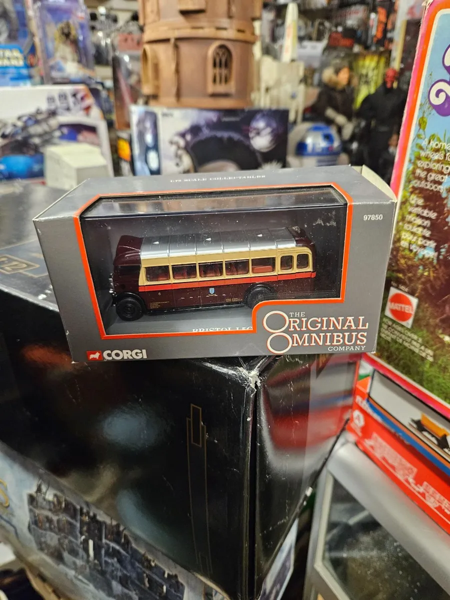 Corgi Bus