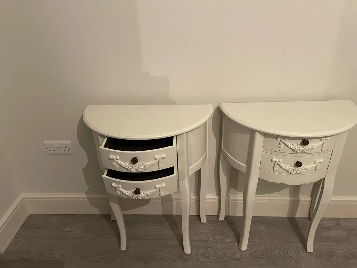 Bedside lockers - Image 2