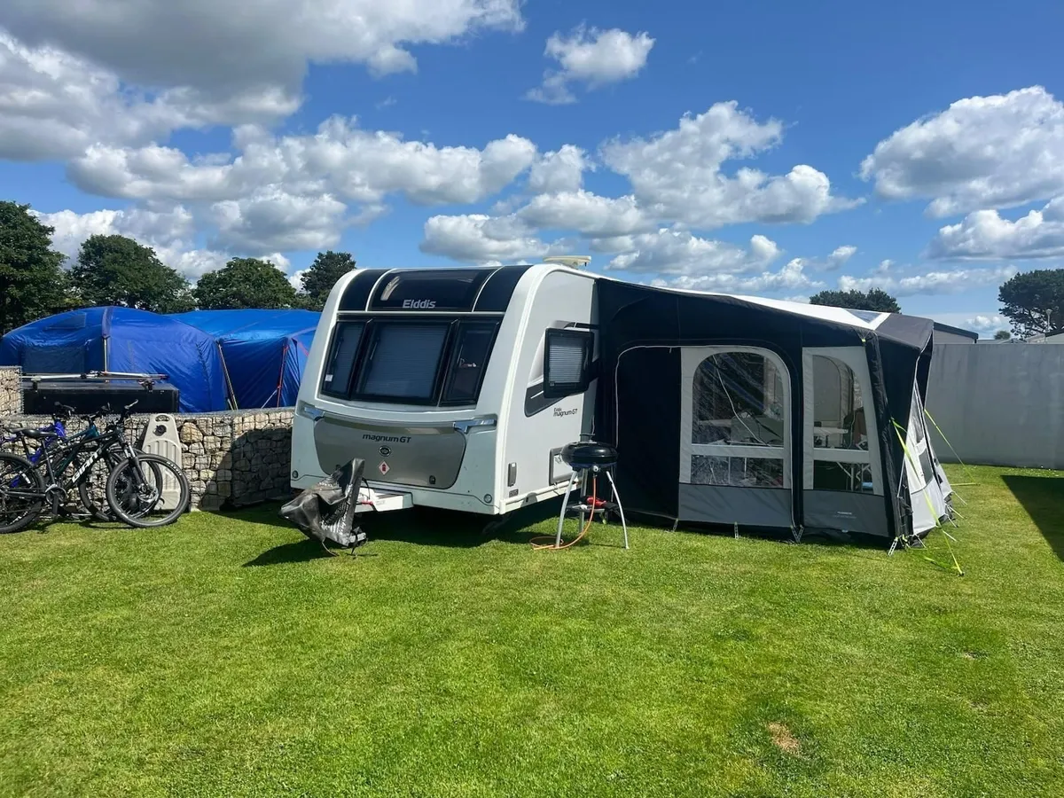 Family Caravan 6 berth Elddis Magnum GT 586 - Image 3