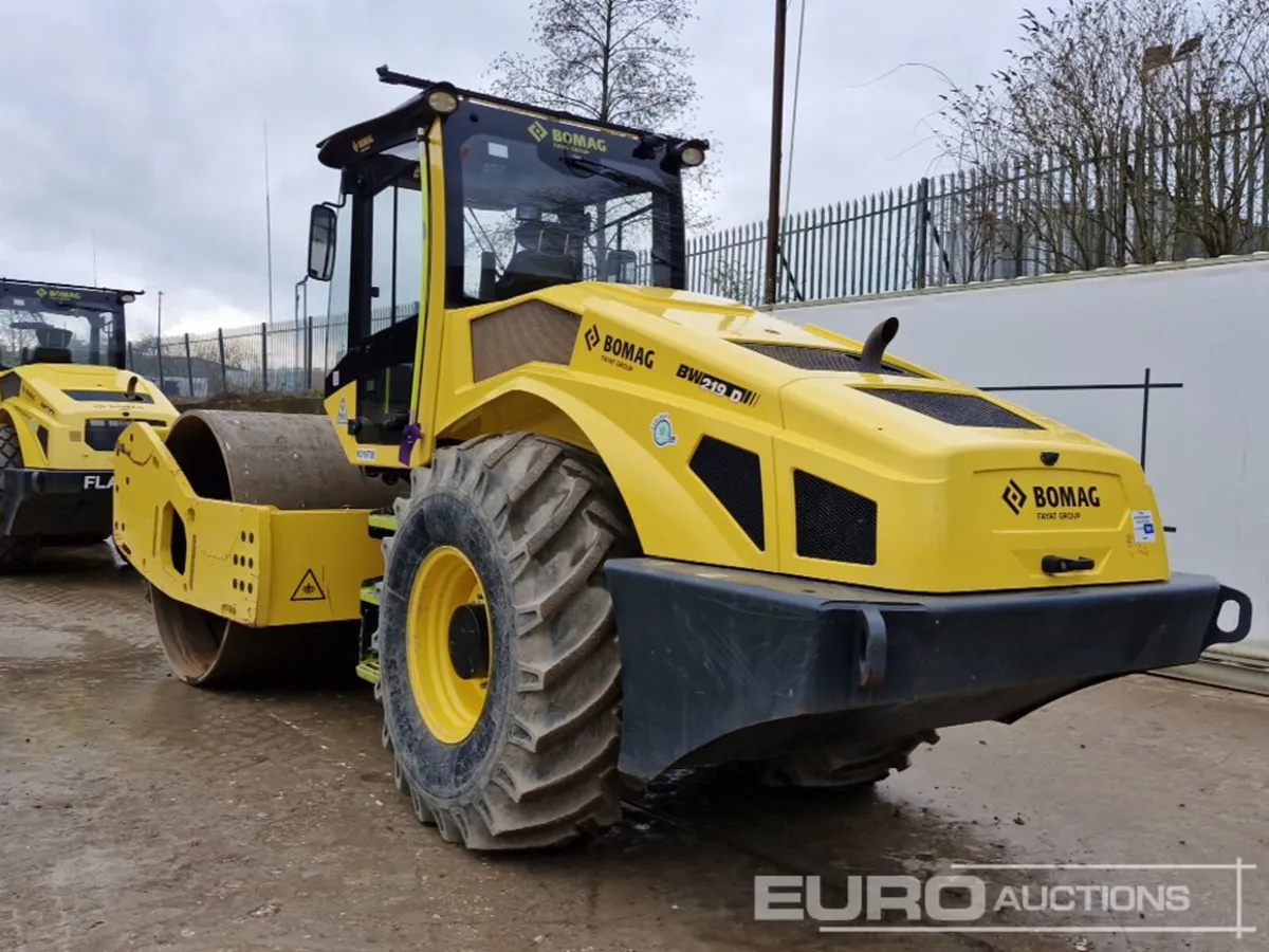 2021 Bomag BW219D-5 - Image 3