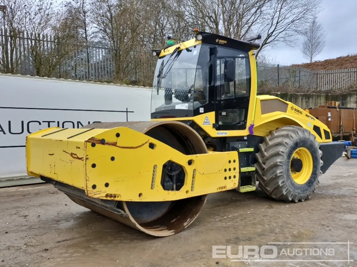 2021 Bomag BW219D-5 - Image 1