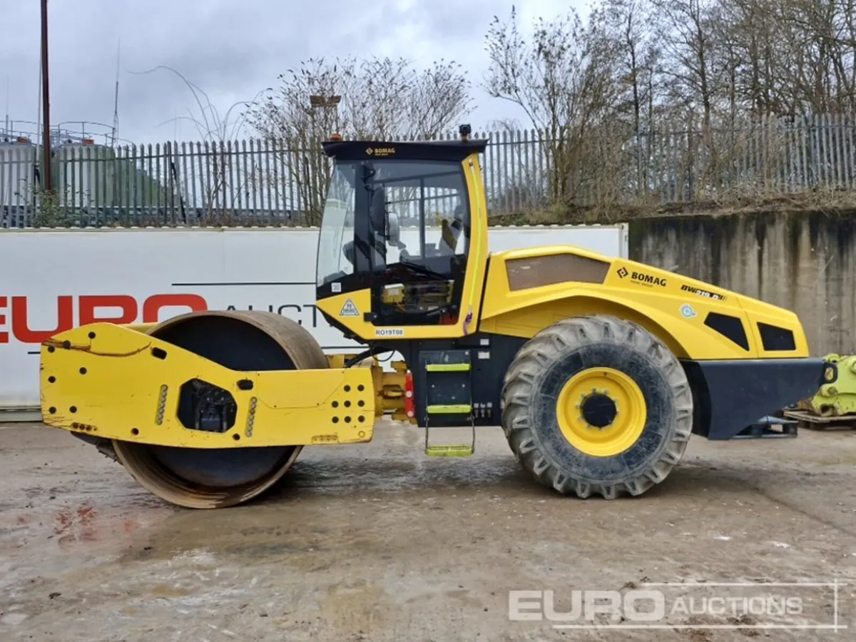 2021 Bomag BW219D-5 - Image 4