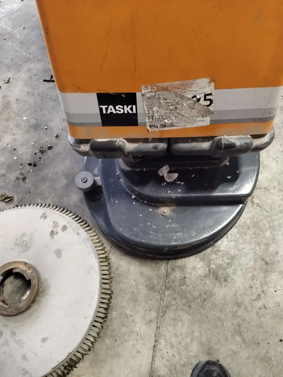 Floor sweeper Hoover - Image 3