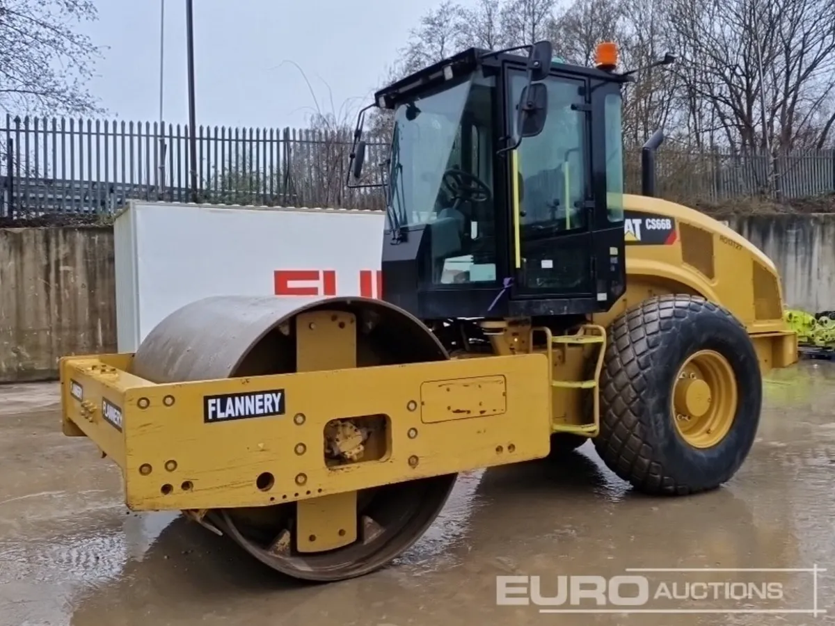 2018 CAT CS66B - Image 4