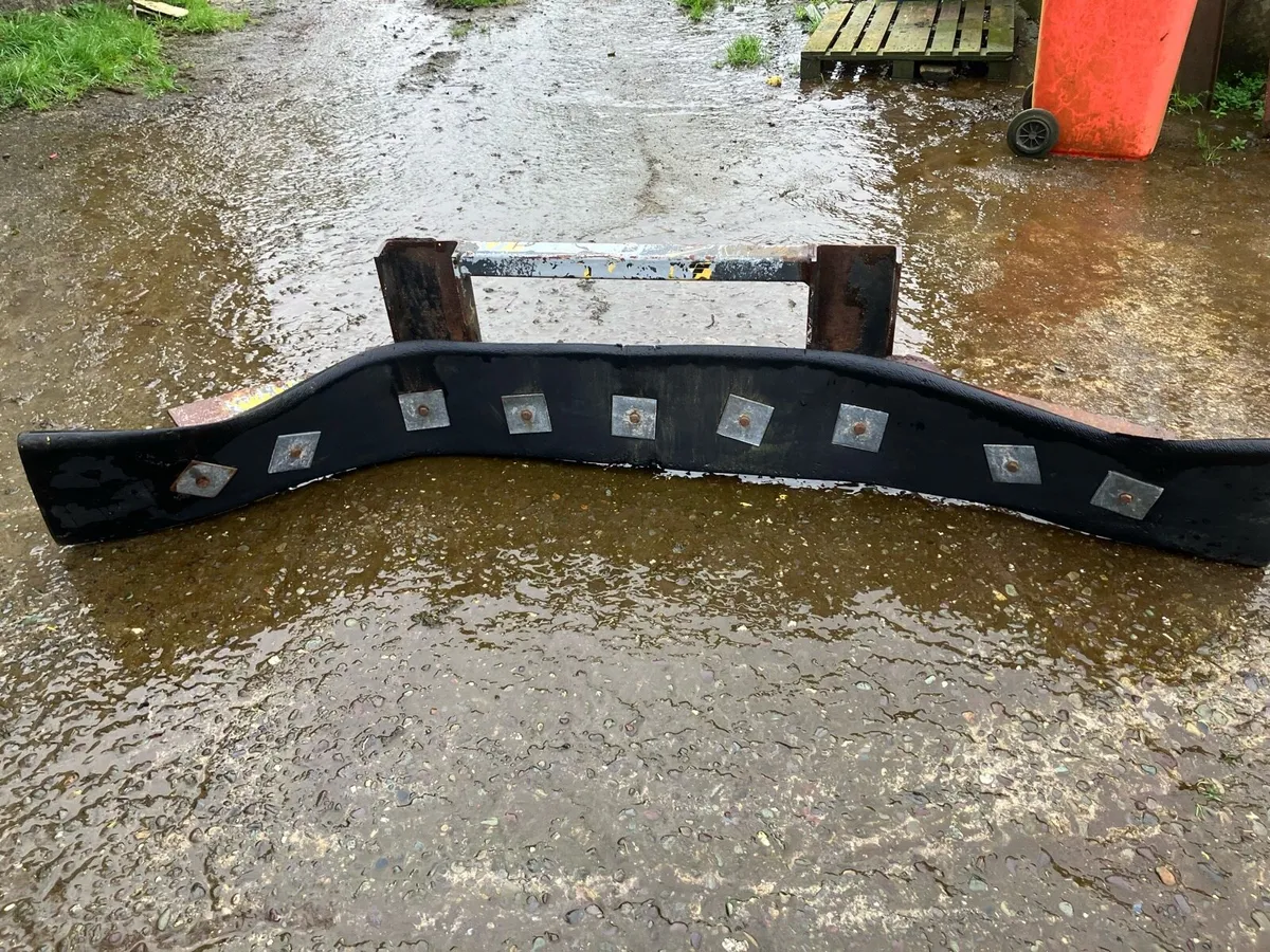 Loader attachment - Image 1