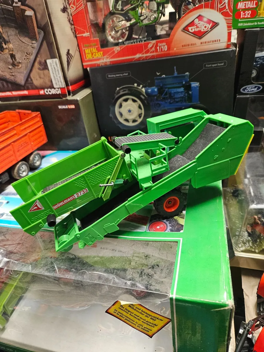 Britain's Siku Harvester - Image 2