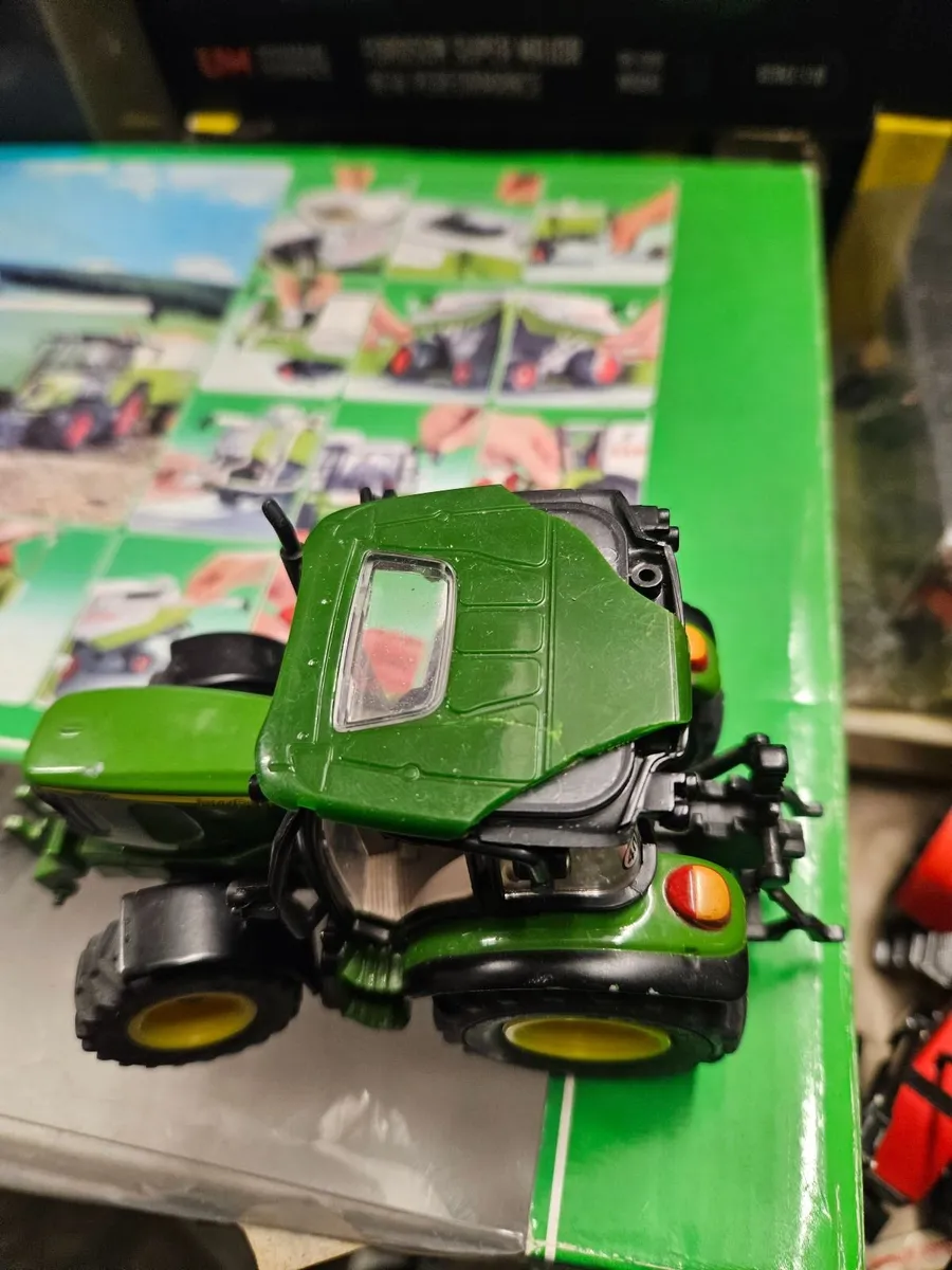 Britain's Siku John Deere Tractor - Image 1