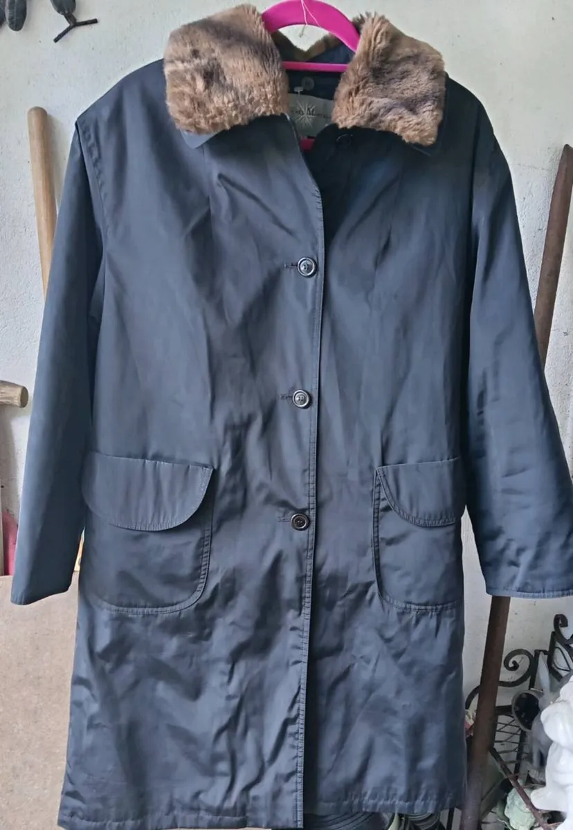 Michael Mortell Ladies Black Rain Jacket - Image 1