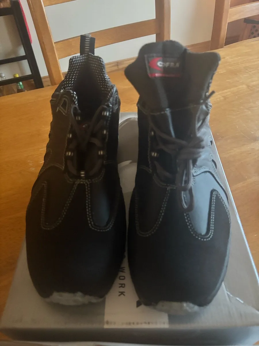 Safety shoes - Image 2