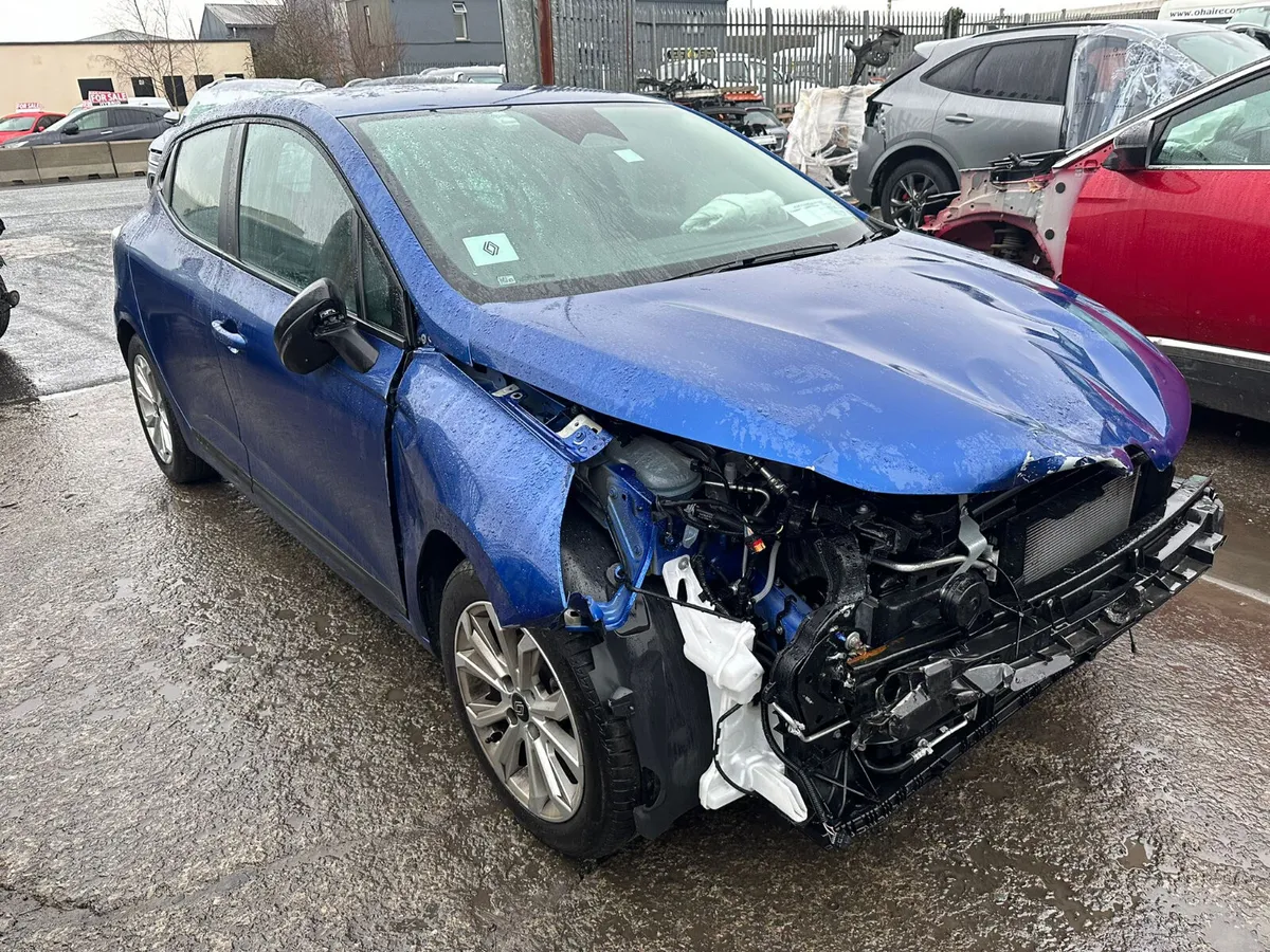 25 RENAULT CLIO 1.0 P TURBO FOR BREAKING - Image 1