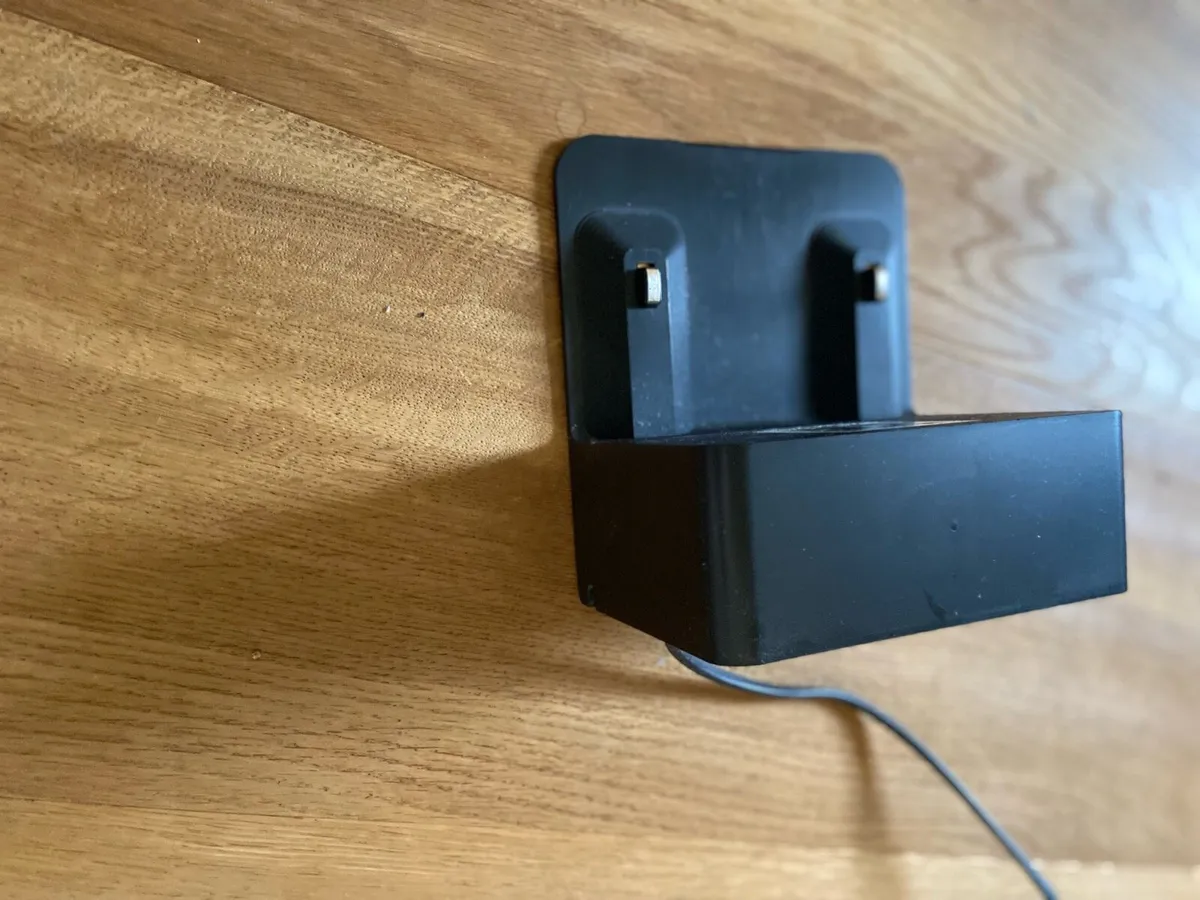 Robot Vacuum - Image 4