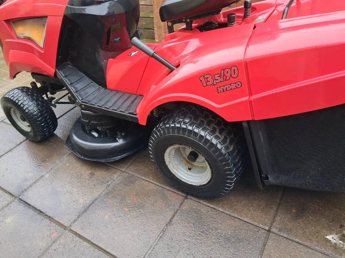 Castlegarden lawnmower - Image 2